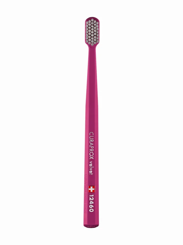 curaprox-velvet-toothbrush-magentagrey-1400px.webp