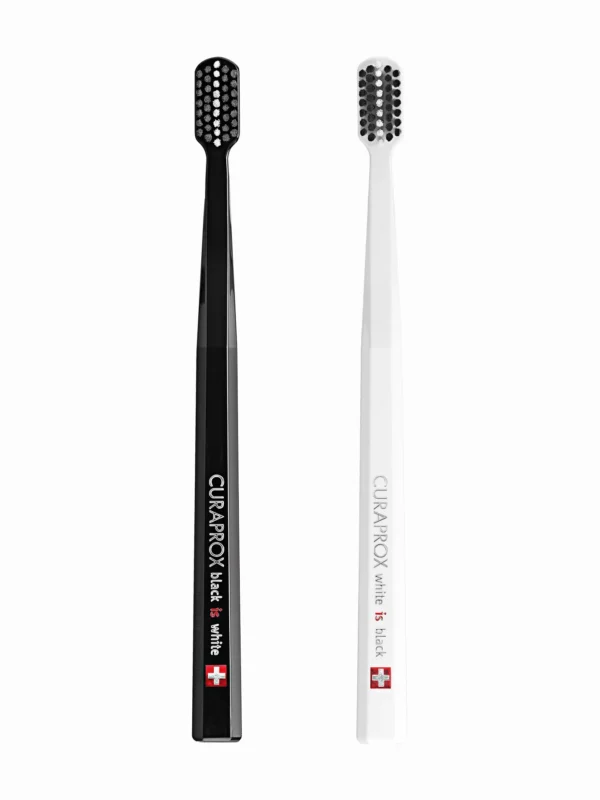 curaprox-white-is-black-toothbrush-duo-pack-blackwhite-1400px.webp