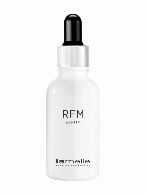 lamelle-refirm-serum-copyright-dermastore-1400px.webp